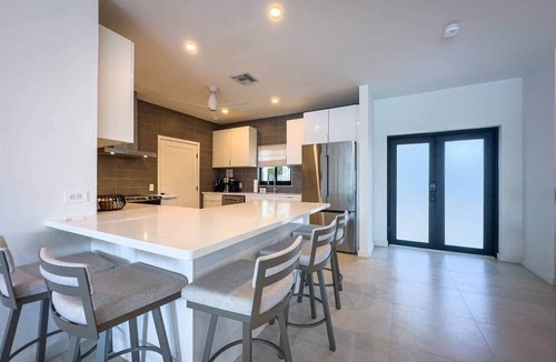 Jimmy Hill Villa | Beyond Blue Exuma Villa