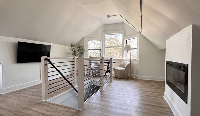 Adorable Abode in Midtown @ Willis St Retreat in Detroit
