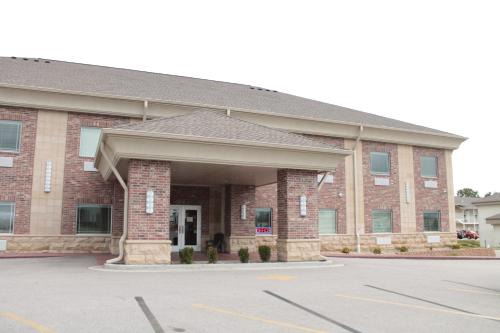 Bell's Extended Stay and Suites in Saint Robert
