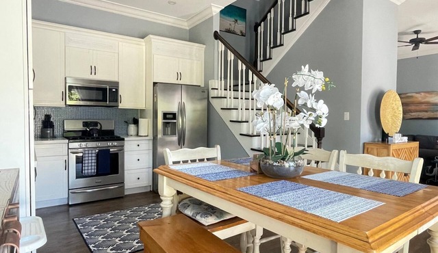 Blue Haven - Charming 3-bedroom house in lovely Nassau with WiFi, AC in Nassau