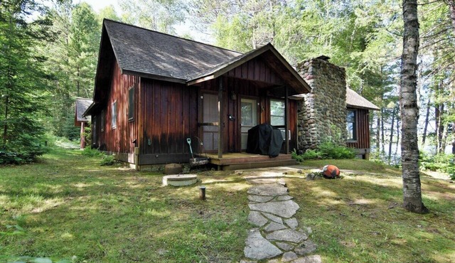 Cedar Lodge on Dells Lake near Clam Lake, WI in Cable