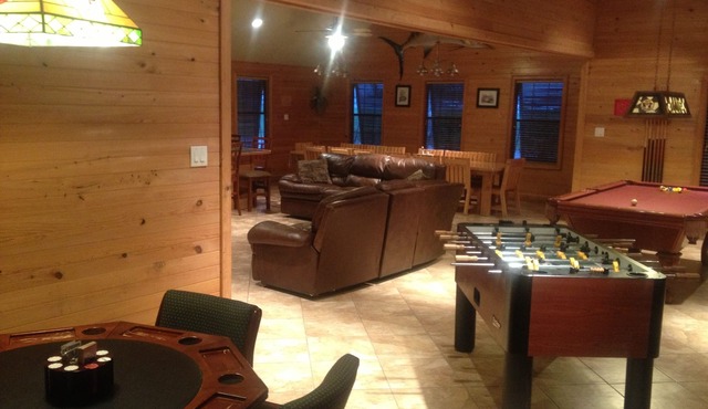 "Clean/Maintained Fully Furnished & Luxurious LODGE"-Blue Marlin Lodge in Buras