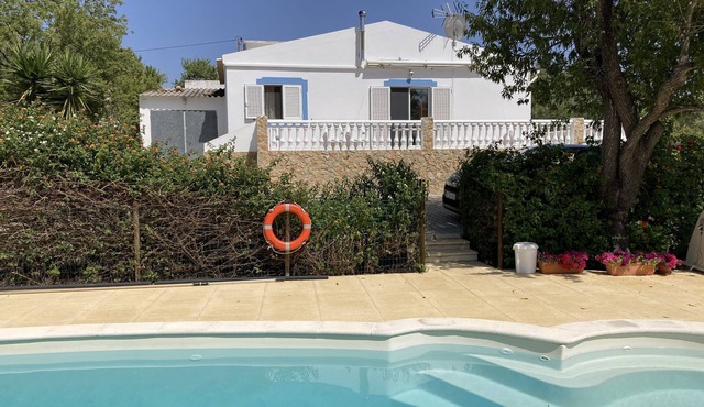 Cozy. Holliday House | Private Swimming Pool | Algarve |10 min from beach in Olhão
