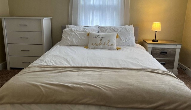 Cozy, pet friendly, one bedroom apartment in Macomb