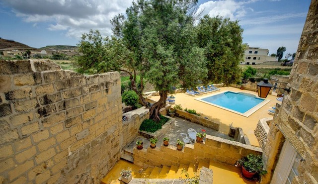 Dar ta' Lulu - 2 bedroom house with valley views in L-Ghasri