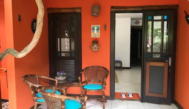 House located 200 m from the beach, leisure area, restaurants, bars and shops in Mata de São João