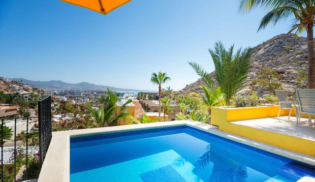 Luxury Private Villa- Walk to Town, Pedregal, WiFi. in Cabo San Lucas