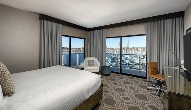 Marina del Rey Hotel in Marina del Rey