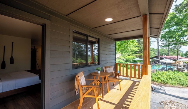 Modern Rustic Designed Suite in Eureka Springs
