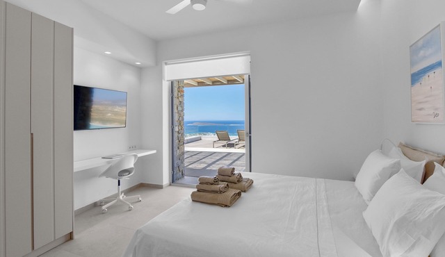 Pasithea Horizon -Cycladic Luxury Villa in paros