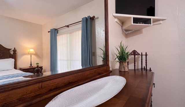 Relax with the whole family at this peaceful place to stay in Warwick