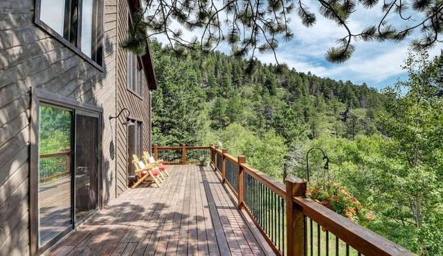 Rock Mountain View, wrap around deck beautifully secluded. in Morrison