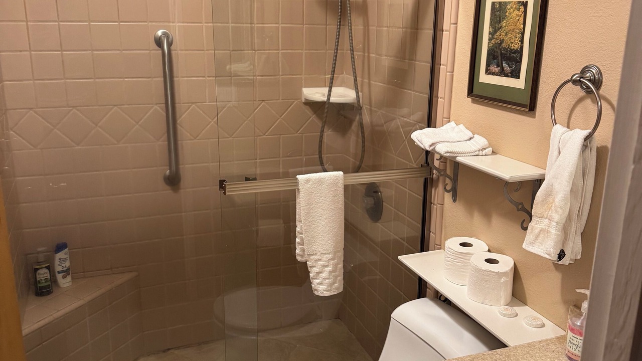 Photo of Bathroom in Shaver Lake