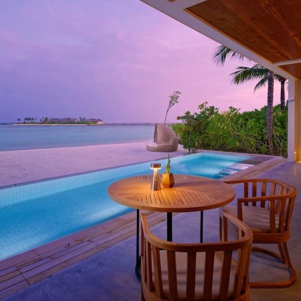 Kuda Villingili Maldives, Free Return Transfers 03 nights & above in Kuda Villingili