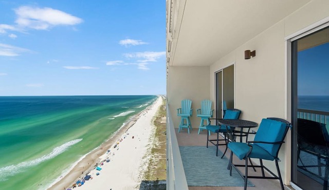 GULF FRONT *Renovated* 3 BR (2 King Suites) + Beach Chair Svc. Owner Managed! in Panama City Beach